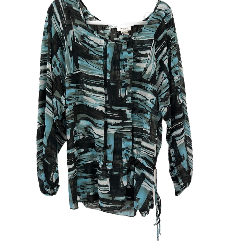 Vertigo Paris Blouse sz M blue and black print